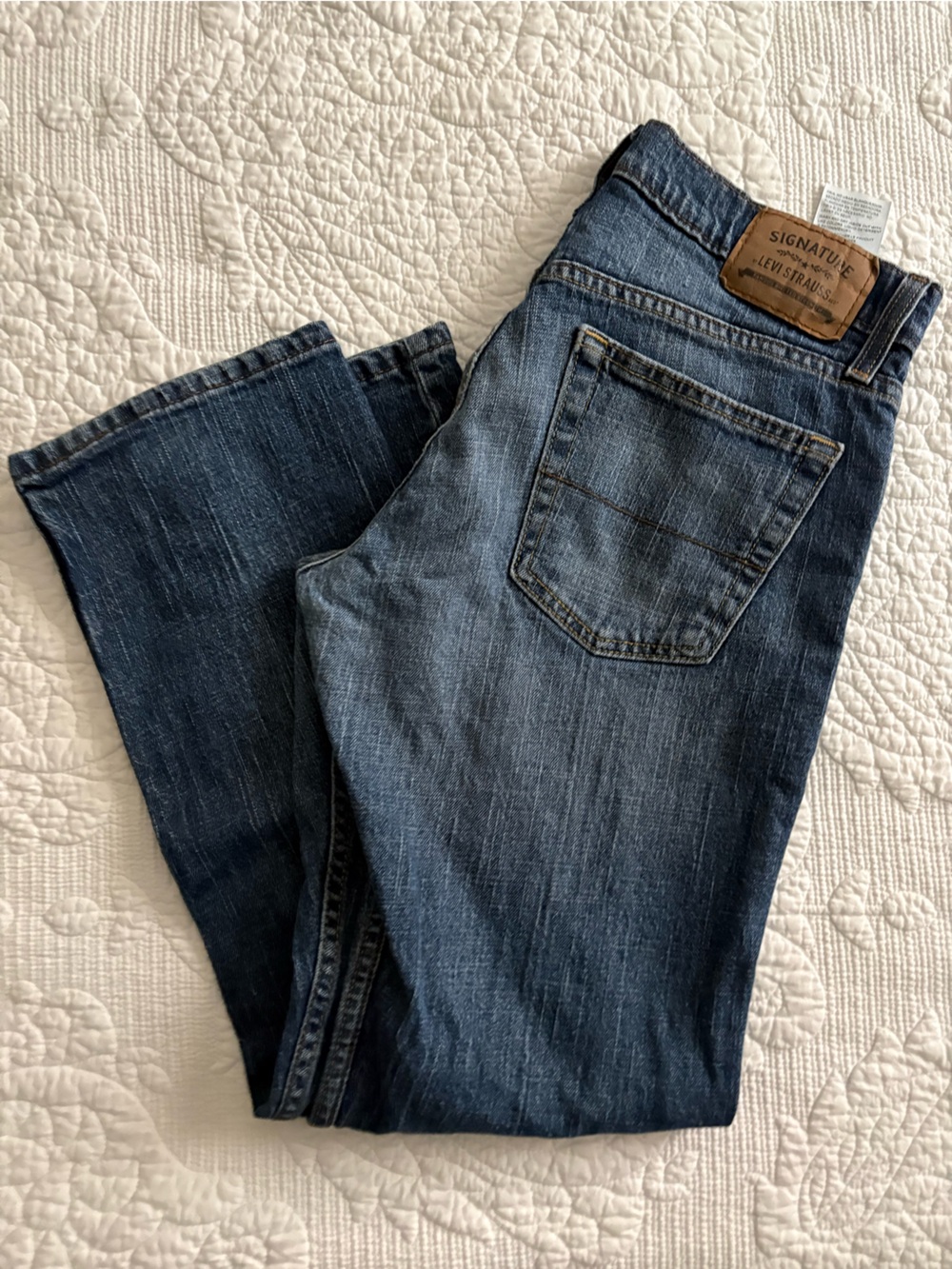 Signature Levi’s Men’s Blue Jeans